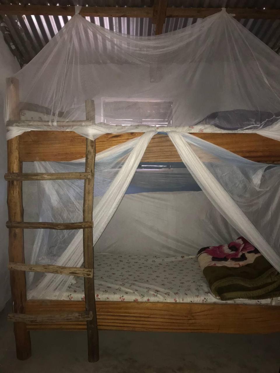 דירות Kapchorwa Sipi Backpackers חדר תמונה